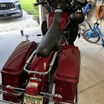 Polished 2 Perfection Mobile Detailing - 2006 Harley Davidson Electra Glide detail - Auto Detailing Near Me - Orlando, Florida Polished 2 Perfection Mobile Detailing - 2006 Harley Davidson Electra Glide detail - Auto Detailing Near Me - Orlando, Florida