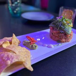 The Glen - Spicy tuna tartare - did NOT disappoint.