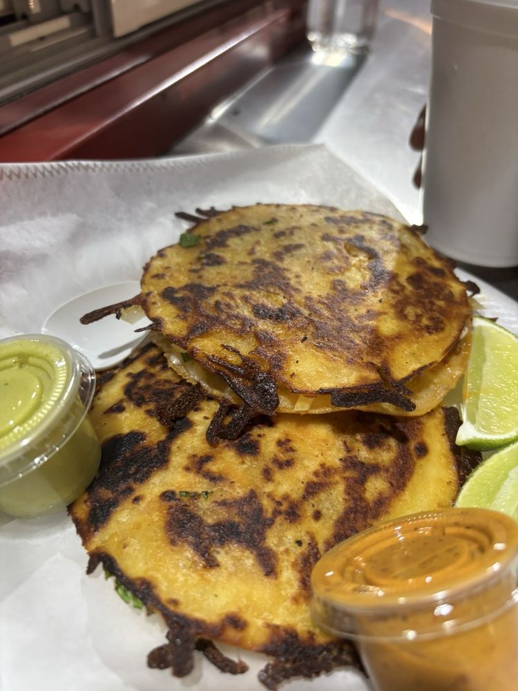 Mi Tierra Taqueria