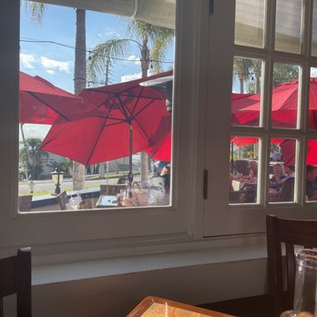 Pisces Rising - Outdoor patio! - Seafood Near Me - Mount Dora, Florida Pisces Rising - Outdoor patio! - Seafood Near Me - Mount Dora, Florida