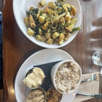 The Diner - American Near Me - McMinnville, Oregon