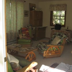 Deep Creek Guest Cabin - Morning sun washes in ~DS:)