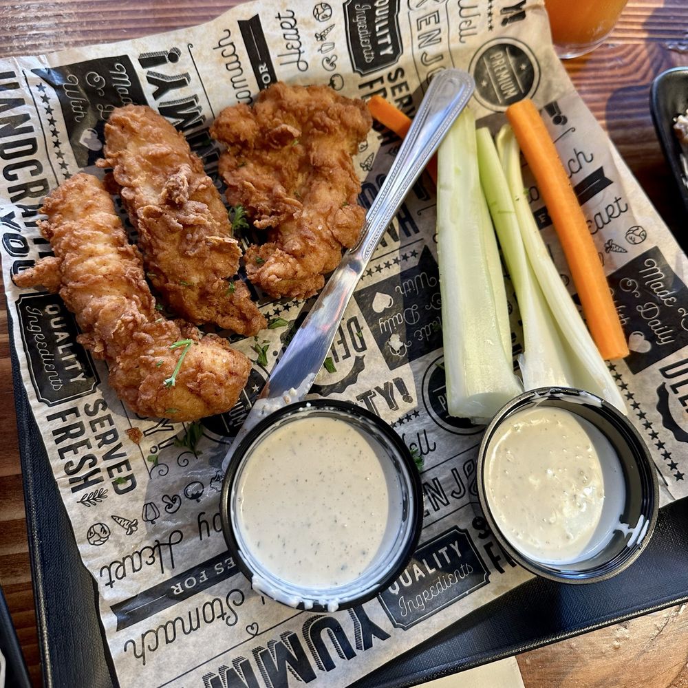 Whiskey Licker Up Saloon - Fresh'n Tender Chicken - Bars Near Me - Las Vegas, Nevada