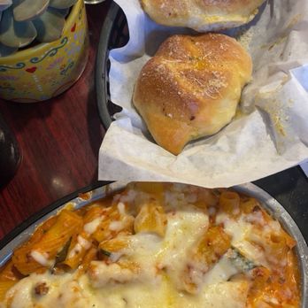 Buono's Pizzeria - Pizza Near Me - Long Beach, California