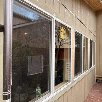 Black Diamond Construction - One of three walls of my sunroom. - Decks & Railing Near Me - Olympia, Washington Black Diamond Construction - One of three walls of my sunroom. - Decks & Railing Near Me - Olympia, Washington