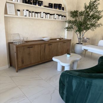 Pure Head Spa - Sitting area - Day Spas Near Me - Chino Hills, California