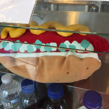 Pip's Dock Street Dogs - Hot Dogs Near Me - Annapolis, Maryland