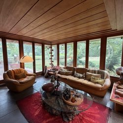Cranbrook - Frank Lloyd Wright-designed Smith House (Three House Tour)