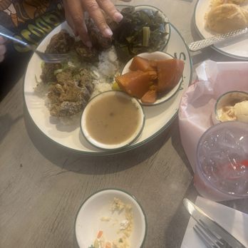 Stevie's Creole Cafe - Fried Oxtails with Rice N Gravy, yams and Greens - Cajun/Creole Near Me - Los Angeles, California