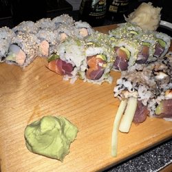 Sushi on Second - Yum-yum, under the rainbow, kamikaze rolls