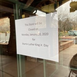 Utah State Liquor Store - If you planning to get some wine on holidays! Don't bother to come.