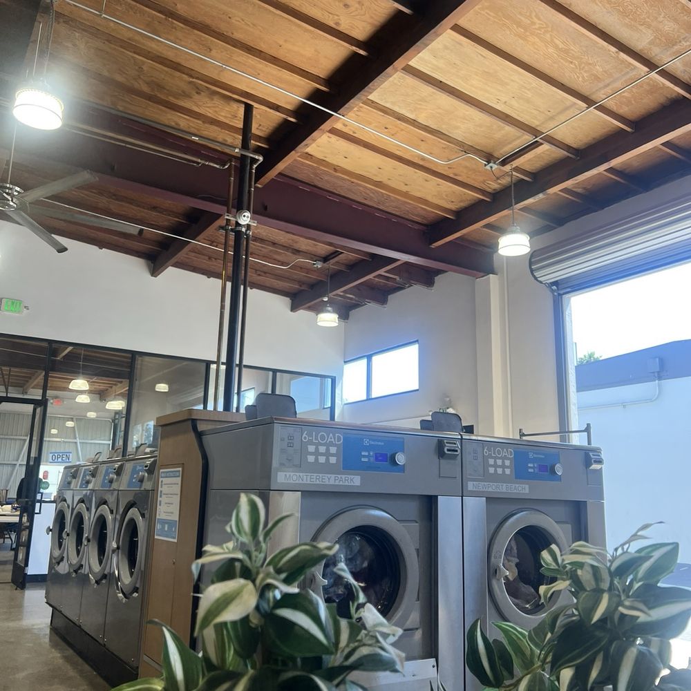 Lucy's Laundry - 2 of their Large Washers - Laundromat Near Me - Costa Mesa, California Lucy's Laundry - 2 of their Large Washers - Laundromat Near Me - Costa Mesa, California