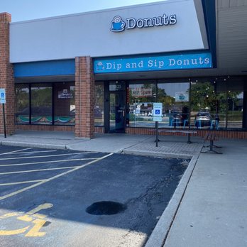 Dip and Sip Donuts - Donuts Near Me - Glenview , Illinois