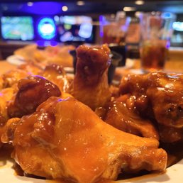 Hot Wings Hot Wings