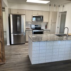 G & S Plumbing - Kitchen