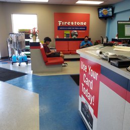 walked in lots of employees not enough service