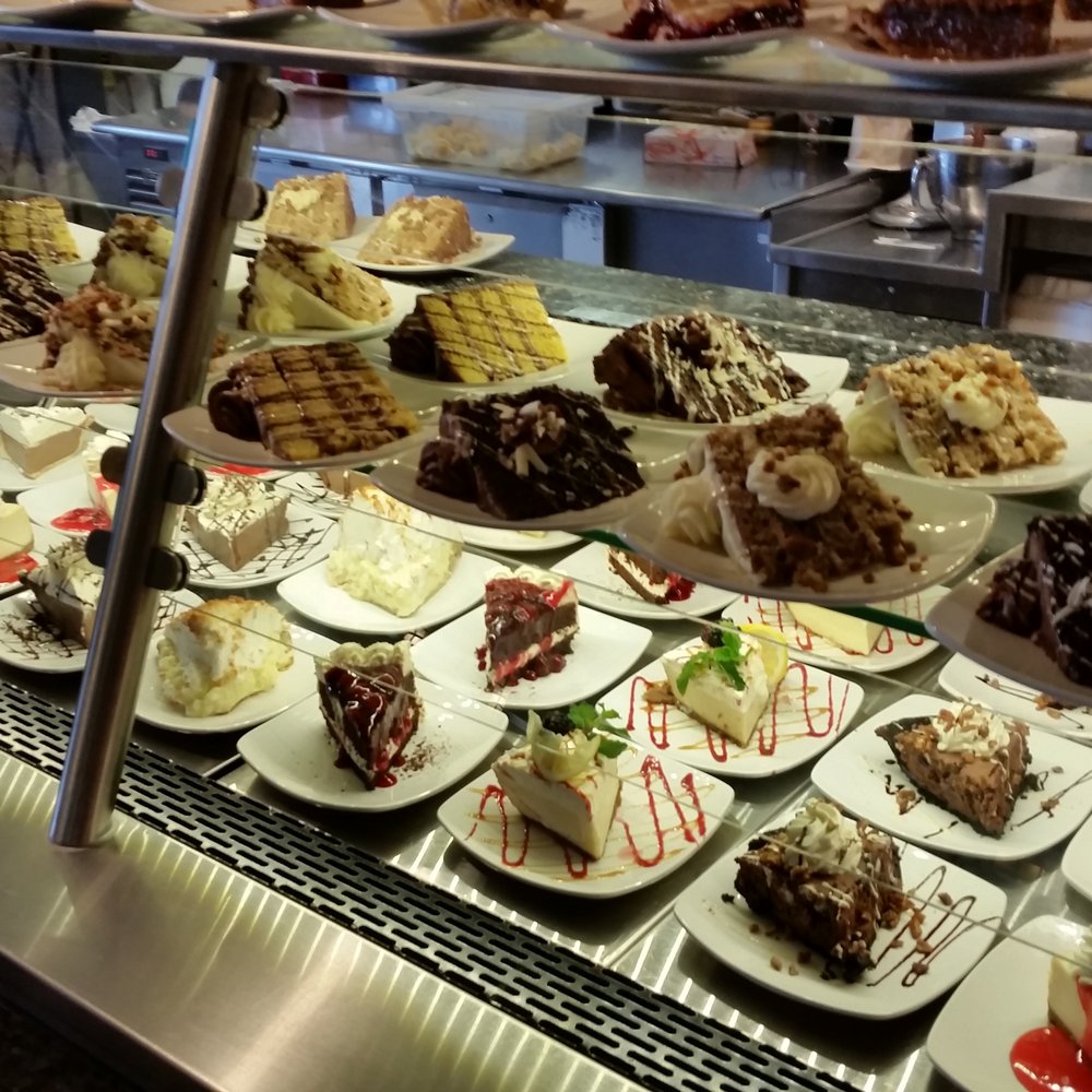 Fresh made pies and cakes displayed perfectly. Fresh made pies and cakes displayed perfectly.