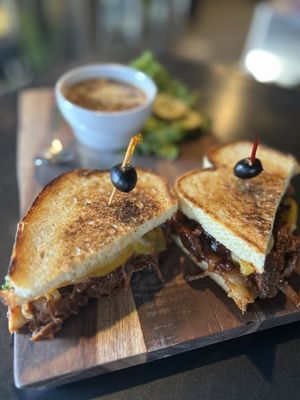 Black Sheep kitchen & Cocktails by null