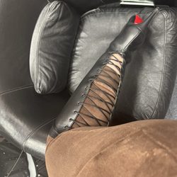 Hollywood Exotic Shop - I came to alter my red bottom expensive boots because my legs are too thick , They did such a good job