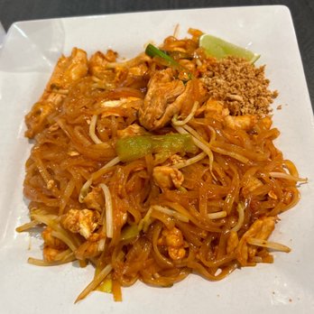 Chaba Thai Kitchen - Pad Thai - Thai Near Me - San Diego, California