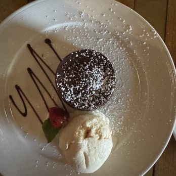 Il Fornaio - Volucano Chocolate lava cake with delicious ice cream - Pizza Near Me - Santa Clara, California Il Fornaio - Volucano Chocolate lava cake with delicious ice cream - Pizza Near Me - Santa Clara, California