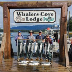 Whalers Cove Lodge
