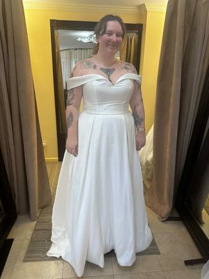 Casablanca Bridal & Formals by null