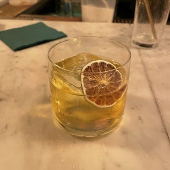 Farmacia Cocktail Bar - Cocktail Bars Near Me - Boston, Massachusetts