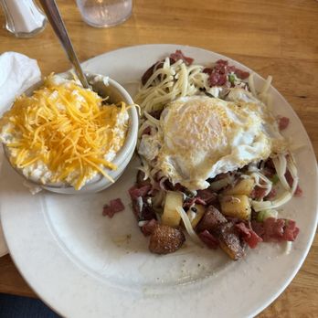 Bluegrass Grill - Corned Beef Hash - Delicious - Southern Near Me - Chattanooga, Tennessee Bluegrass Grill - Corned Beef Hash - Delicious - Southern Near Me - Chattanooga, Tennessee