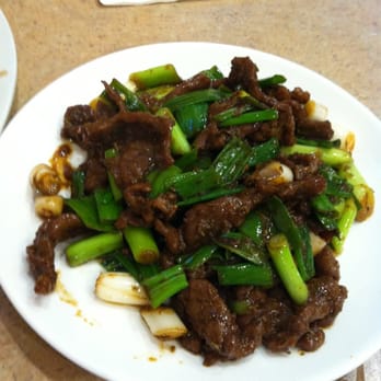 Meishan Restaurant - a plate of beef and broccoli - Chinese Near Me - Vancouver, British Columbia