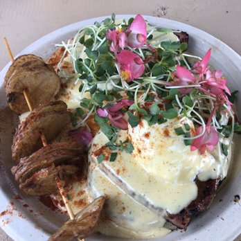 Saenz Ohana Breakfast - Eggs Benedict - Breakfast & Brunch Near Me - Princeville, Hawaii