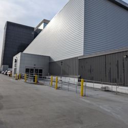 Tria Rink - Entrance from the rooftop of the parking ramp
