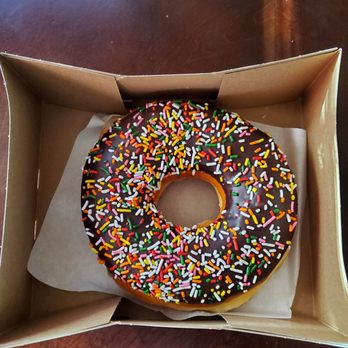 Randy's Donuts - Donuts Near Me - Downey, California Randy's Donuts - Donuts Near Me - Downey, California
