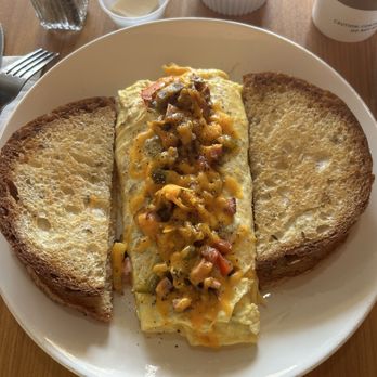 Eb Breakfast Deli - Western Omelet with a side of rye - Breakfast & Brunch Near Me - Winter Haven, Florida Eb Breakfast Deli - Western Omelet with a side of rye - Breakfast & Brunch Near Me - Winter Haven, Florida