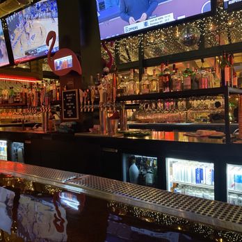 Paradise Park - Bar - Pizza Near Me - Chicago, Illinois Paradise Park - Bar - Pizza Near Me - Chicago, Illinois