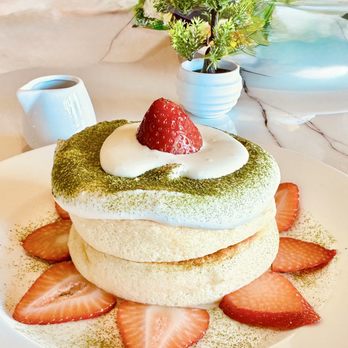 Fluffy Fluffy - Matcha - Desserts Near Me - Marietta, Georgia