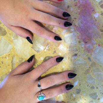 Attractive Nails - Nail Salons Near Me - Novi, Michigan