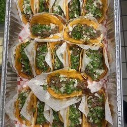Commerce Birrieria - Quesatacos