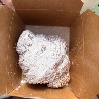 The Bake Shop - Raspberry croissant - Bagels Near Me - Williamsburg, Virginia The Bake Shop - Raspberry croissant - Bagels Near Me - Williamsburg, Virginia
