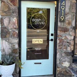 Dash & Doyle - Exterior