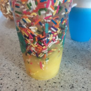 Li Cha Tea - Mango smoothie with full loaded of sprinkles. - Juice Bars & Smoothies Near Me - Livermore, California Li Cha Tea - Mango smoothie with full loaded of sprinkles. - Juice Bars & Smoothies Near Me - Livermore, California