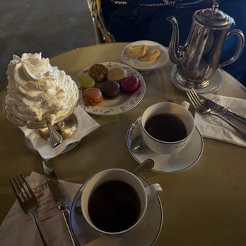 Carette - Tea Rooms Near Me - Paris, 75