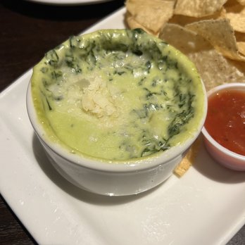 Applebee's Grill + Bar - Spinach & Artichoke Dip remake - Sports Bars Near Me - Columbia, South Carolina