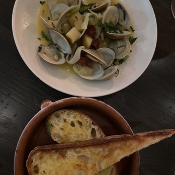 Mita's Restaurant and Bar - Clams - Spanish Near Me - Cincinnati, Ohio