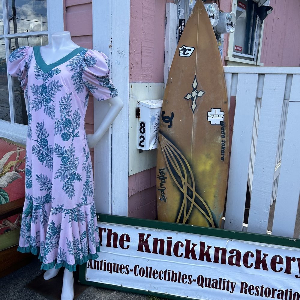 The Knickknackery - Antiques Near Me - Hilo, Hawaii