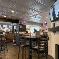 27 North - Interior