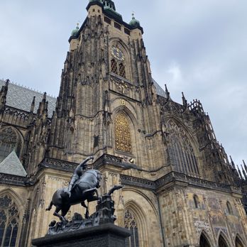 Pražský hrad - Landmarks & Historical Buildings Near Me - Prague, Puerto Rico