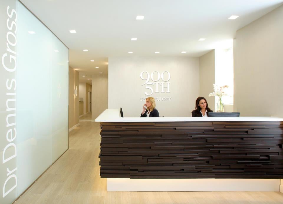 Dennis Gross Dermatology Logo