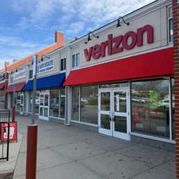 Exterior photo of Verizon - North Andover, Massachusetts Exterior photo of Verizon - North Andover, Massachusetts