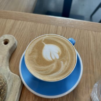 Bluestone Lane Tysons Boro Café - Draught Flat White w/ Califia Oat Milk - Coffee & Tea Near Me - Mclean, Virginia Bluestone Lane Tysons Boro Café - Draught Flat White w/ Califia Oat Milk - Coffee & Tea Near Me - Mclean, Virginia
